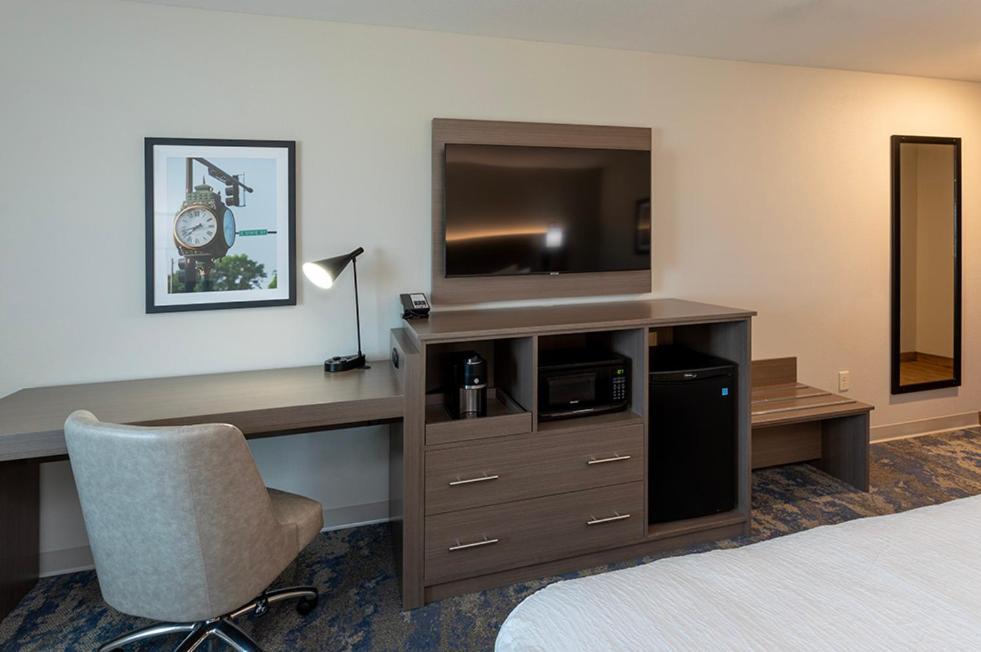 Grandstay Hotel & Suites Algona Экстерьер фото
