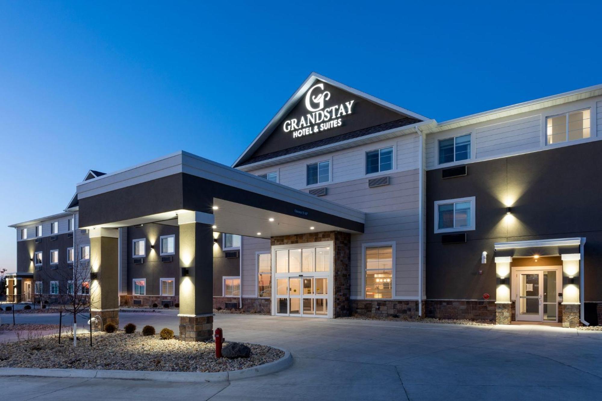 Grandstay Hotel & Suites Algona Экстерьер фото